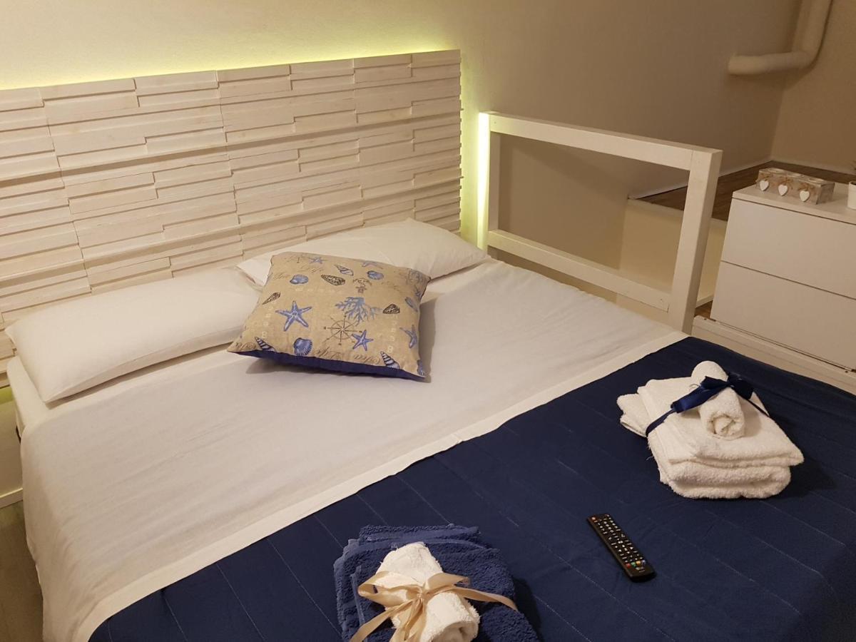Philos - Appartements & Rooms Taranto Exterior photo