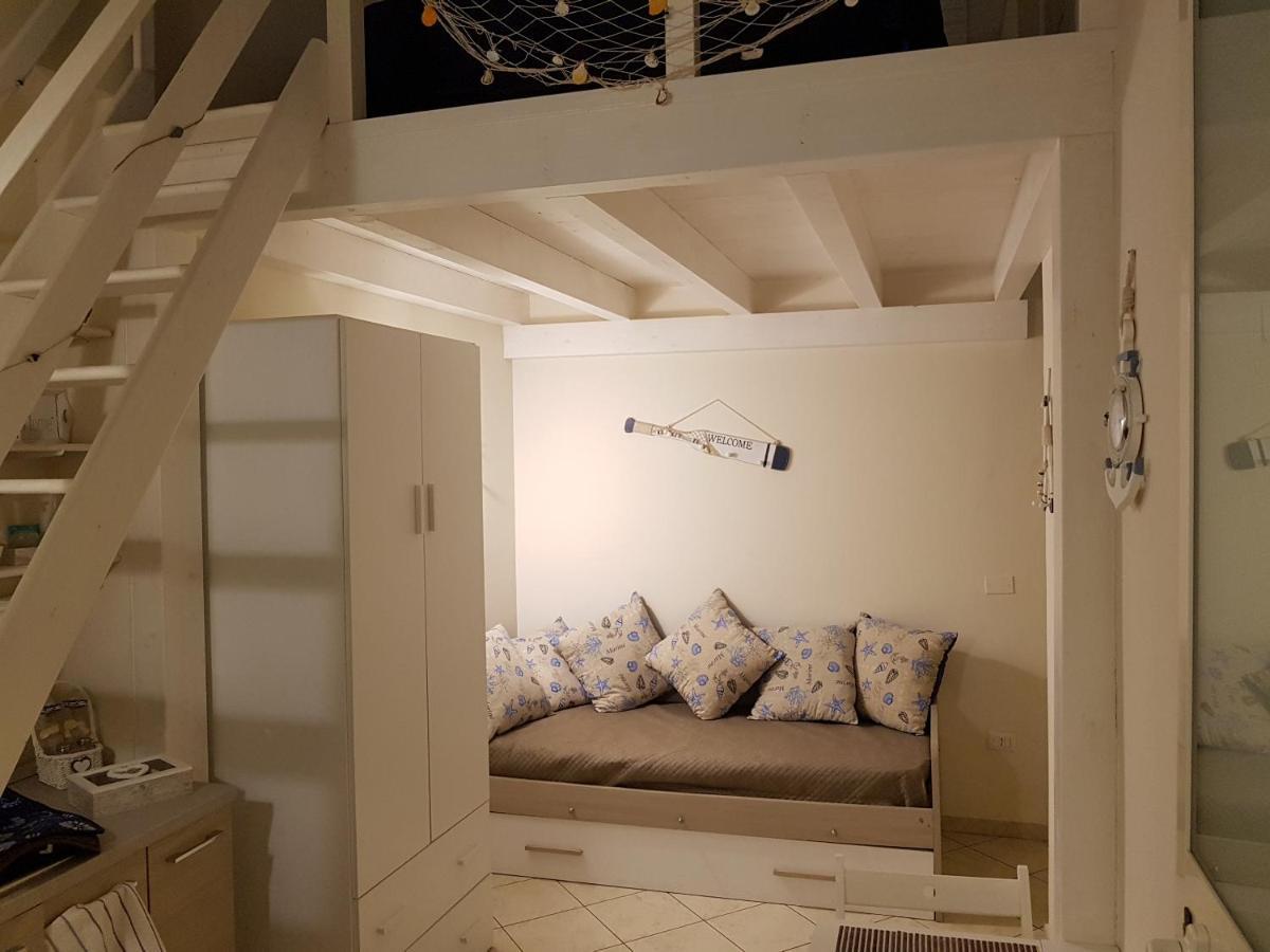 Philos - Appartements & Rooms Taranto Exterior photo